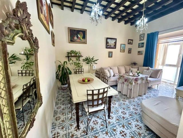 Gatu Casa Lola , " Preferente Mayores De 25 Anos Y Familias " El Puerto de Santa Maria Bagian luar foto
