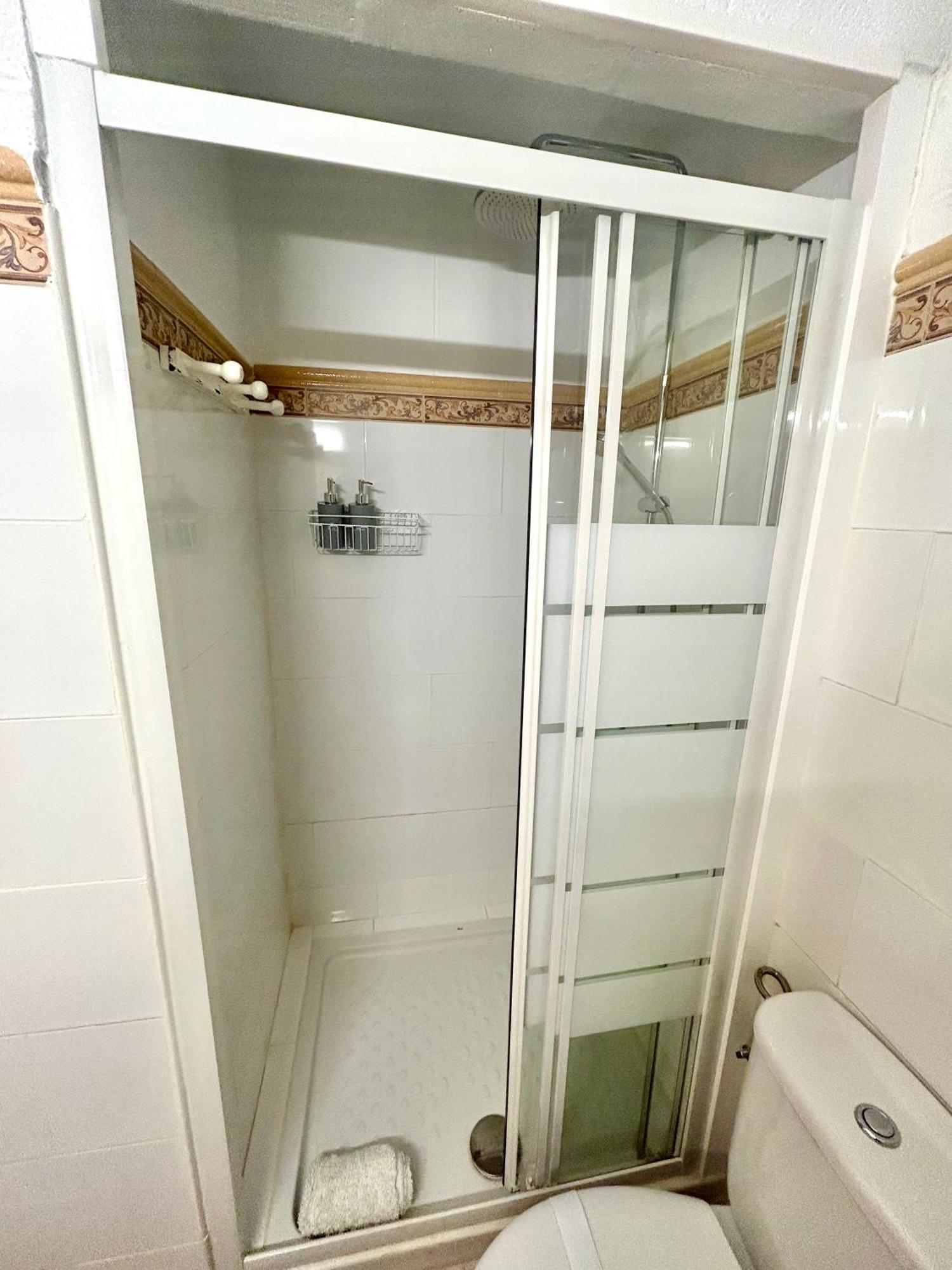 Gatu Casa Lola , " Preferente Mayores De 25 Anos Y Familias " El Puerto de Santa Maria Bagian luar foto